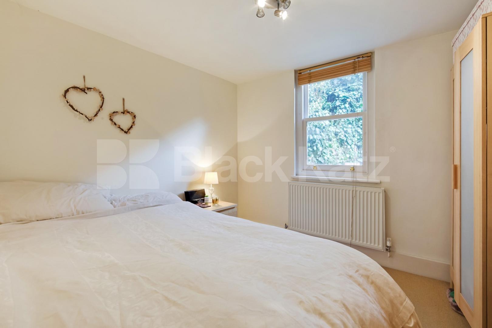 Duplex apartment with charming patio garden   Summerley Street, Earlsfield